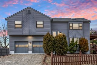 34 Cove Point Road, Toms River, NJ 08753