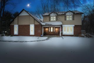 22279 Loupee Drive, Lagrange Twp, MI 49031