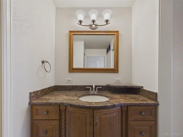 550 E 12th Ave 506, Denver, CO 80203