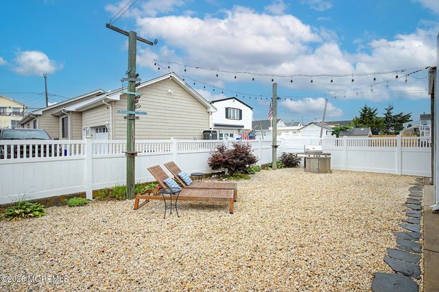 223 Sampson Avenue, Seaside Heights, NJ 08751