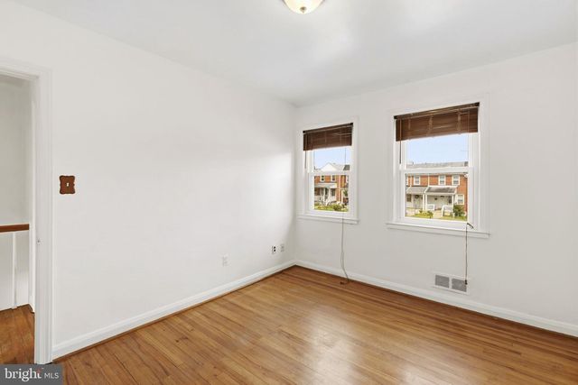 8300 RIDGELY OAK RD, Baltimore, MD 21234