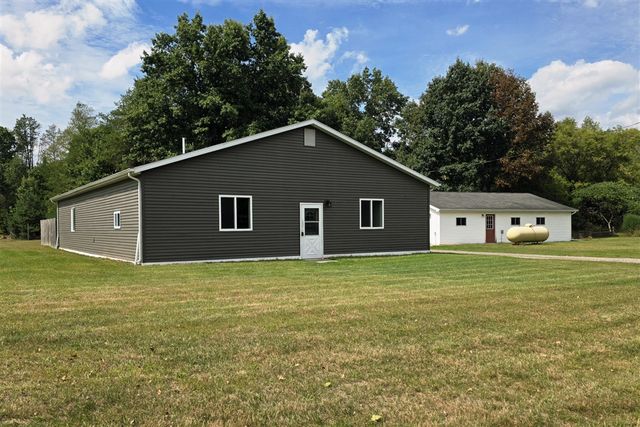 828 S Wicker Road, Stanton, MI 48888