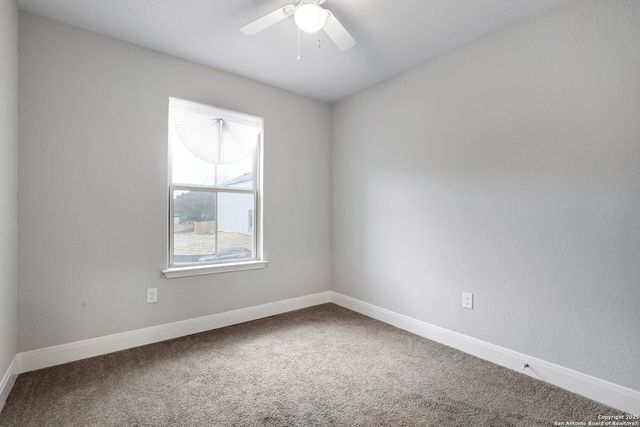 7216 SAVANNAH BRKS, Live Oak, TX 78233
