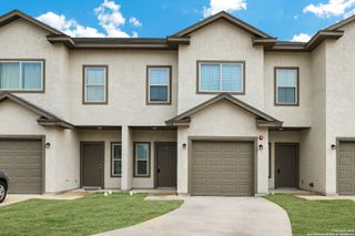 7216 SAVANNAH BRKS, Live Oak, TX 78233