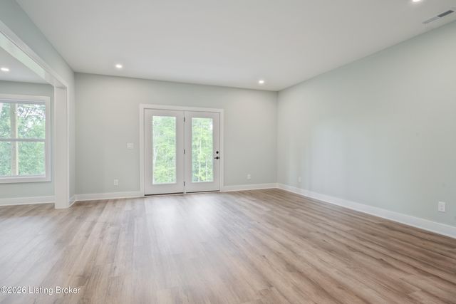 6209 Brentwood Ct, Crestwood, KY 40014