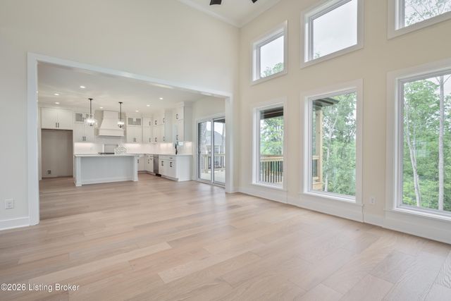 6209 Brentwood Ct, Crestwood, KY 40014