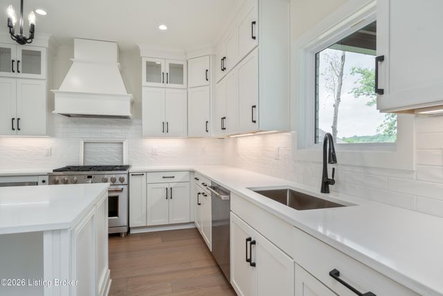 6209 Brentwood Ct, Crestwood, KY 40014