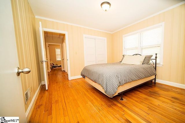 13 N Garden Circle, Greenville, SC 29615