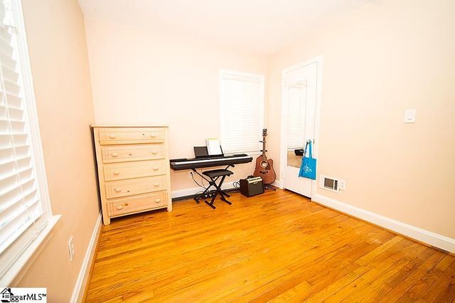 13 N Garden Circle, Greenville, SC 29615