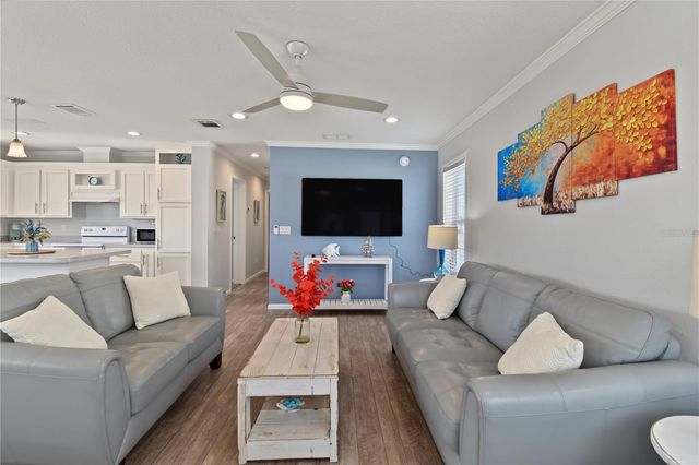 919 50TH AVENUE W, Bradenton, FL 34207