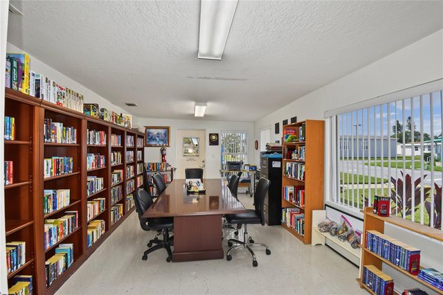 919 50TH AVENUE W, Bradenton, FL 34207