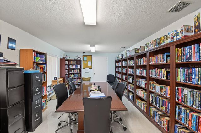 919 50TH AVENUE W, Bradenton, FL 34207