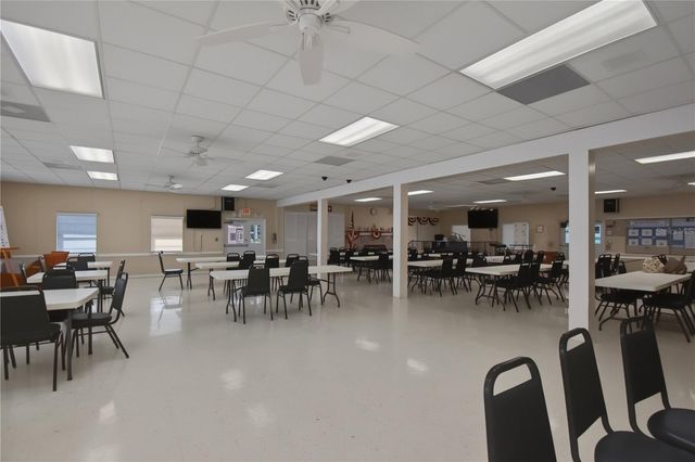 919 50TH AVENUE W, Bradenton, FL 34207