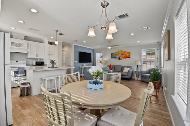 919 50TH AVENUE W, Bradenton, FL 34207