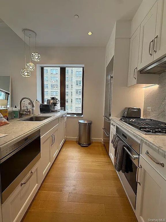 225 E 19th Street 802, New York (manhattan), NY 10003 — photo 4