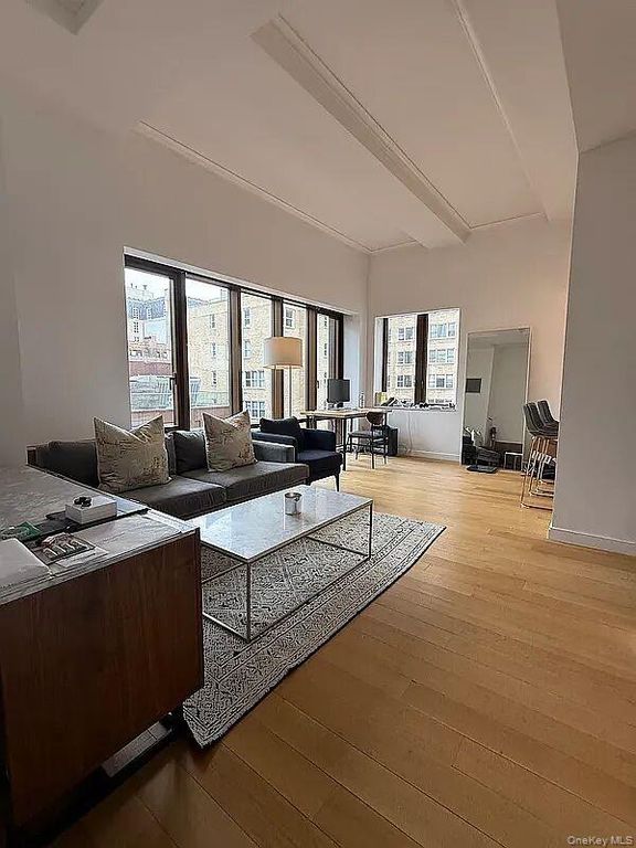 225 E 19th Street 802, New York (manhattan), NY 10003 — photo 5