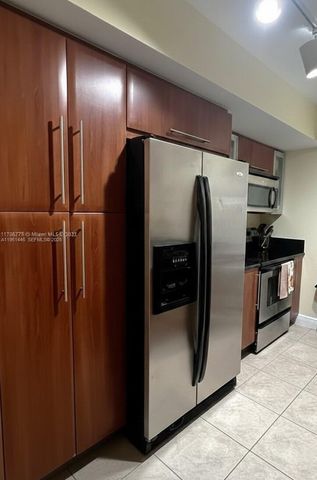 3232 SW 22nd Ter 1006, Miami, FL 33145