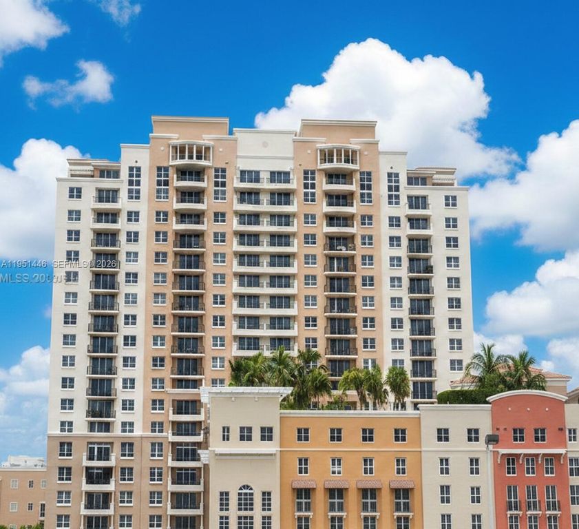 3232 SW 22nd Ter 1006, Miami, FL 33145