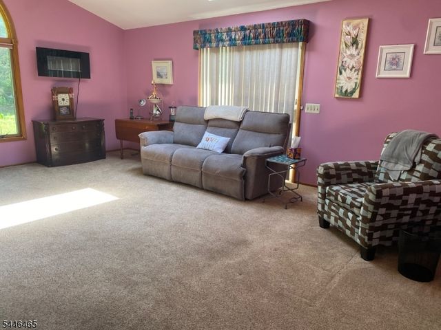 219 Berger St, Franklin Twp., NJ 08873