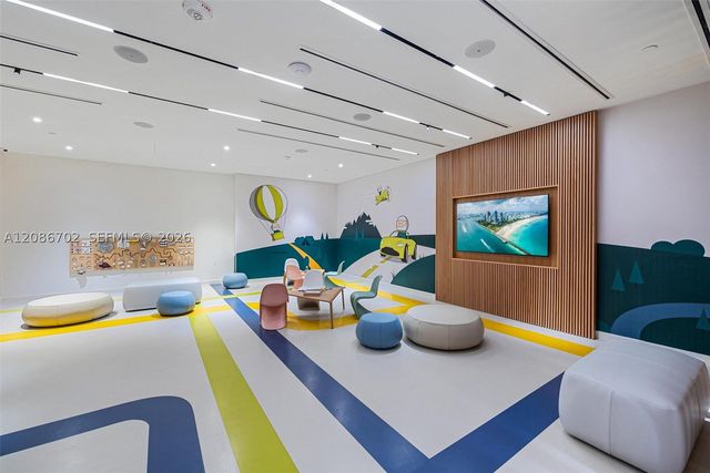 300 Biscayne Blvd Way 1106, Miami, FL 33131