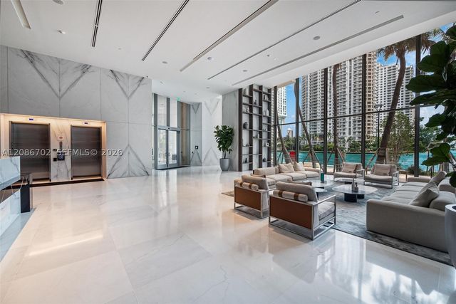300 Biscayne Blvd Way 1106, Miami, FL 33131
