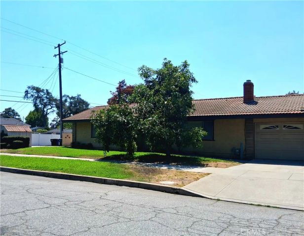227 N Wabash Avenue, Glendora, CA 91741