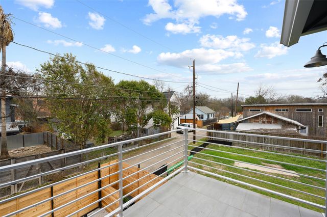 2102 E 2nd ST 2, Austin, TX 78702