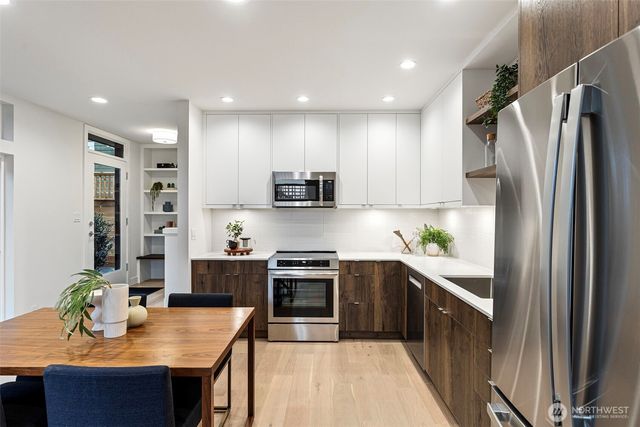 7338 27th Avenue NW, Seattle, WA 98117