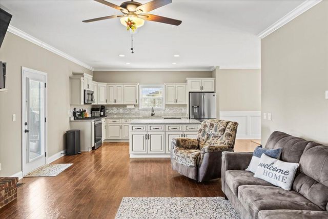 1152 Stone Gate Circle NW, Cleveland, TN 37312