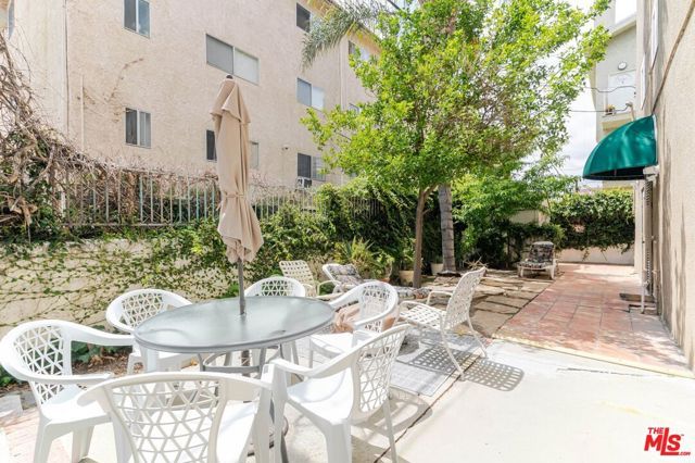 10900 Blix Street 4, North Hollywood (los Angeles), CA 91602