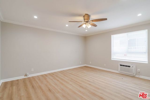10900 Blix Street 4, North Hollywood (los Angeles), CA 91602