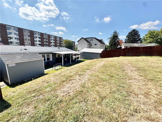 507 Blind Ln, Belle Vernon, PA 15012