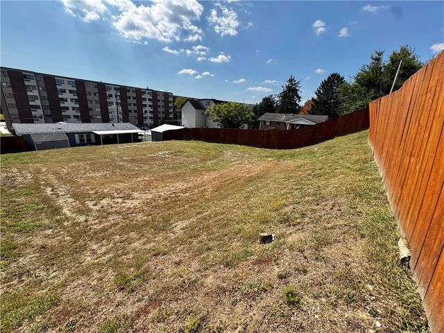 507 Blind Ln, Belle Vernon, PA 15012