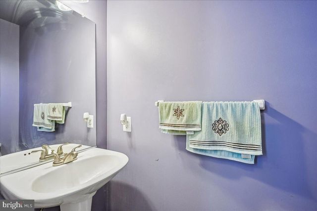 15216 BRAZIL CIR, Woodbridge, VA 22193