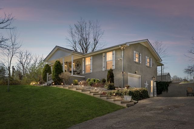 212 Bradford Hill Rd, N, Brush Creek, TN 38547