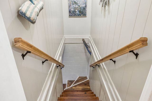 212 Bradford Hill Rd, N, Brush Creek, TN 38547