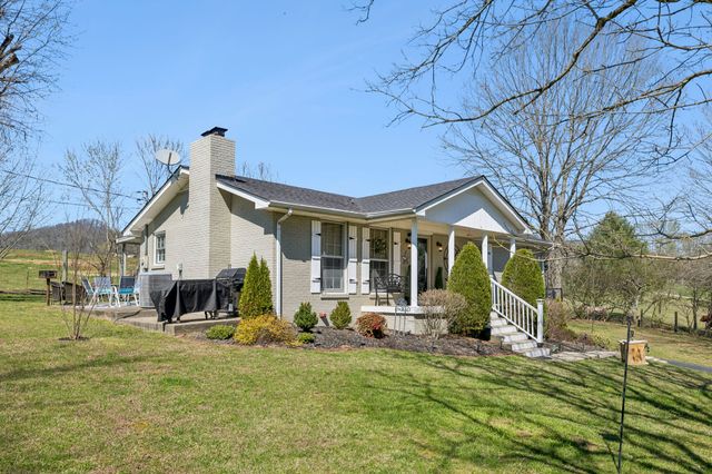 212 Bradford Hill Rd, N, Brush Creek, TN 38547
