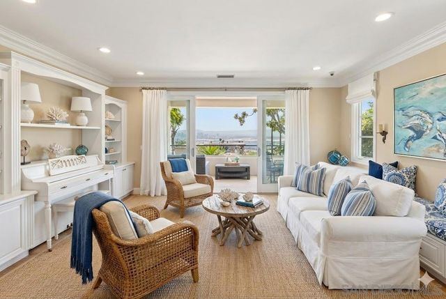 617 Gage Drive, San Diego, CA 92106