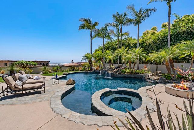 617 Gage Drive, San Diego, CA 92106