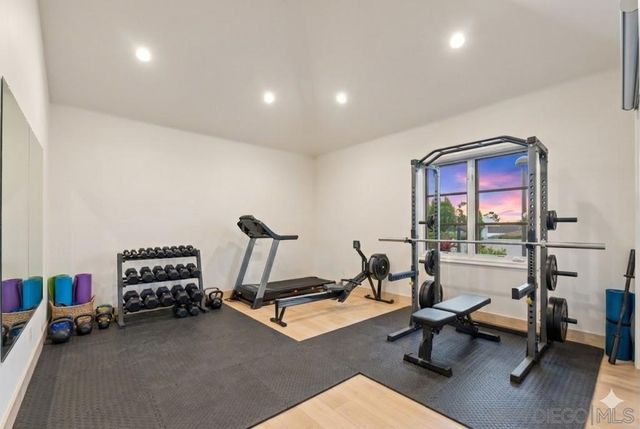 617 Gage Drive, San Diego, CA 92106