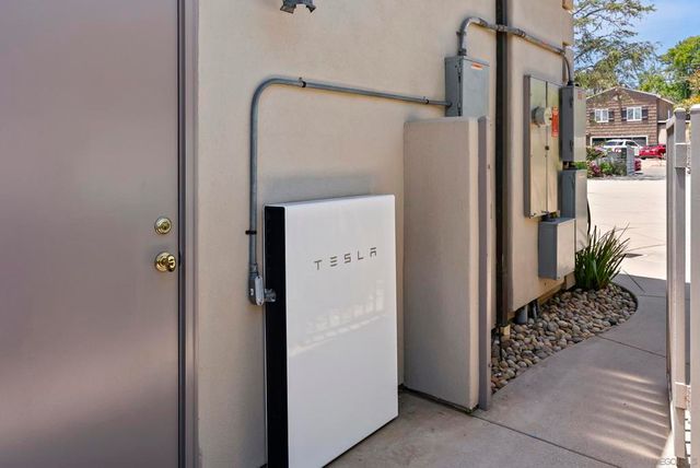 617 Gage Drive, San Diego, CA 92106