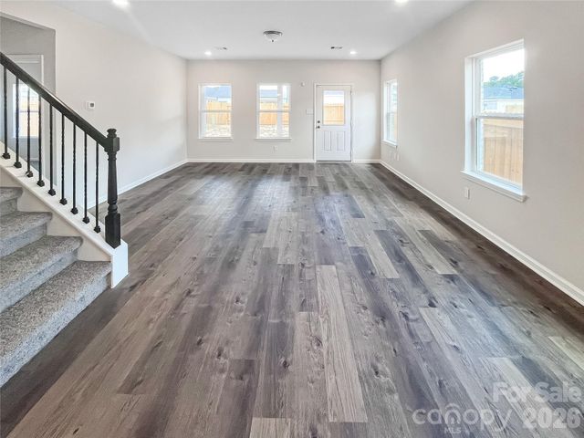 4223 Ruth Creek Court, Charlotte, NC 28216