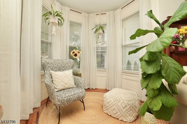 566 Highland Ave, Newark City, NJ 07104