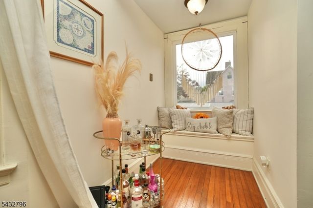 566 Highland Ave, Newark City, NJ 07104