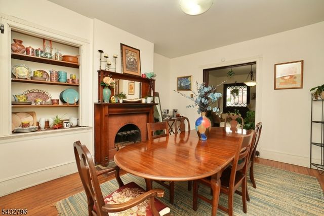 566 Highland Ave, Newark City, NJ 07104