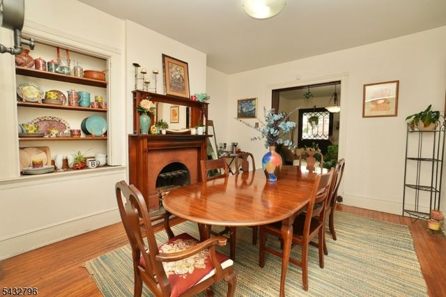 566 Highland Ave, Newark City, NJ 07104