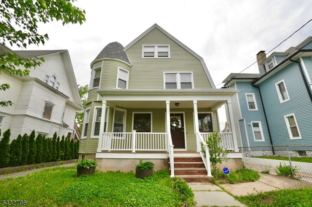 566 Highland Ave, Newark City, NJ 07104