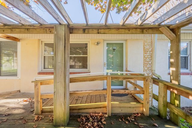 174 Water Haven LN, Floyd, VA 24091