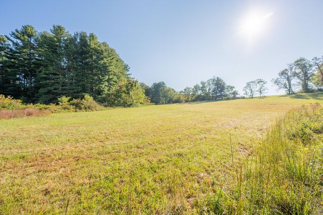 174 Water Haven LN, Floyd, VA 24091