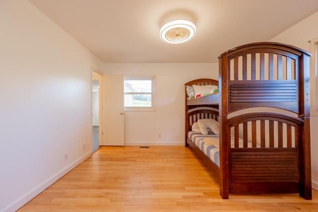 174 Water Haven LN, Floyd, VA 24091